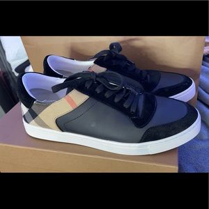 Burberry sneakers
